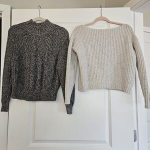 Time and Tru  And Old Navy Navy and Cream Sweater Duo
